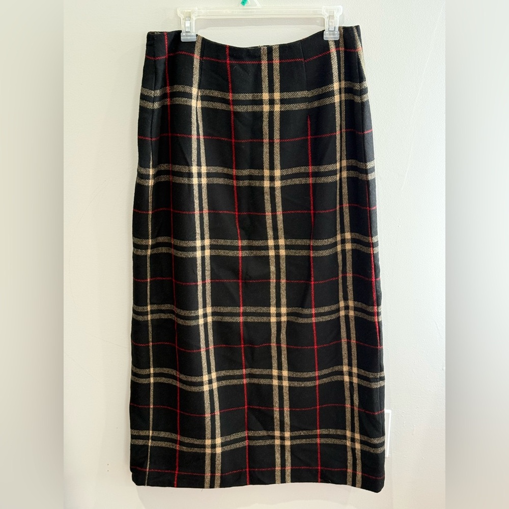Michele 12 Plaid 20% Wool Wrap Black and Red Women's Skirt w Fringe 230 - Picture 4 of 8